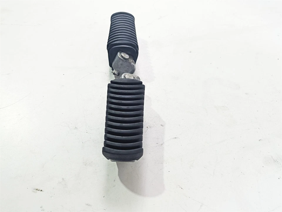 2010 BMW R1200GS K25 Rear Passenger Foot Pegs Footpeg 46712310403 46712310404 - Image 3 of 4