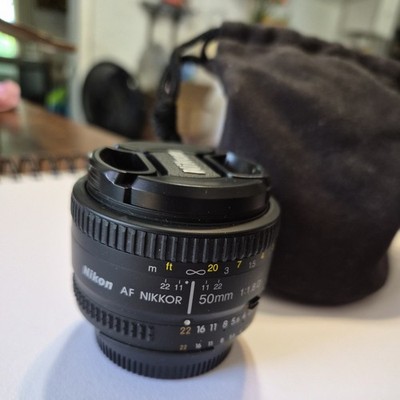 Nikon AF FX NIKKOR 50mm F/1.8D Lens for Nikon DSLR Cameras With Nikon Case