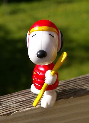 Snoopy New Zealand Poseable Figurine Articulated McDonald's Toy