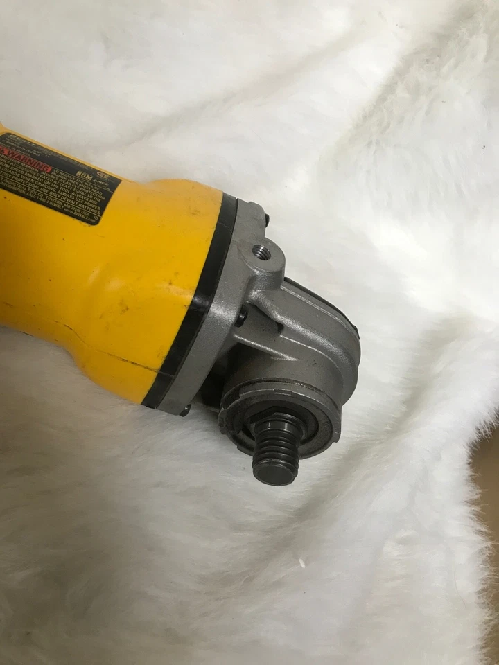 DeWalt 18 Volt 4.5" Angle Grinder DC411 6.5" Circular Saw DW939 Drill DW929 - Image 2 of 4