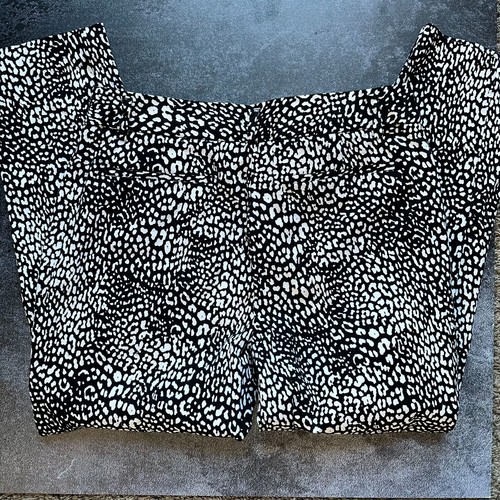 Worthington Black & White Leopard Print Stretch Pants Size 8 - Picture 2 of 3