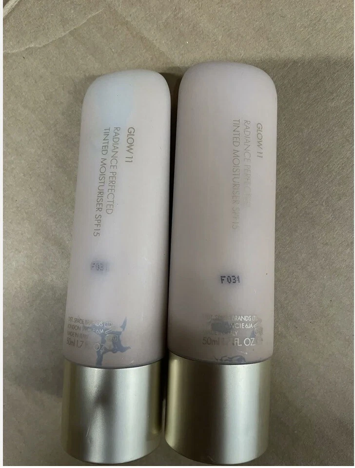 Pack of 2 Eve Lom Radiance Perfected Tinted Moisturizer Spf15 glow 11 1.7oz NWOB - Image 2 of 4