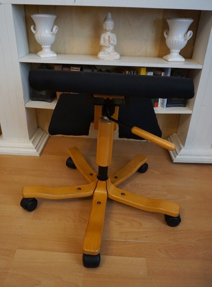 VARIER STOKKE WING BALANS ALLROUNDSTUHL KNIESTUHL KNIEHOCKER IN BUCHE
