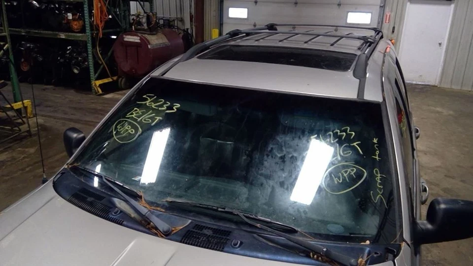 (LOCAL PICKUP ONLY) Driver Quarter Glass Privacy Tint Fits 99-04 GRAND CHEROKEE  - Image 3 of 4