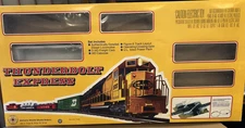 IHC Mehano T-340 Thunderbolt Express HO Train Set Model Railroad, Tested / Works