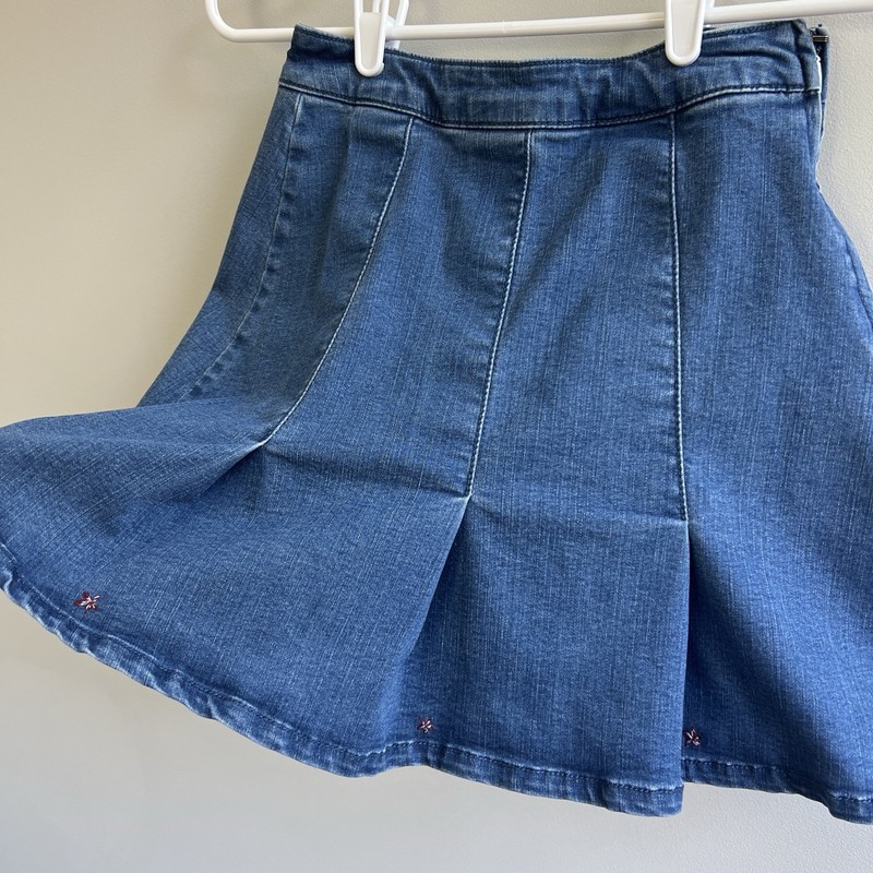 Cute Denim Skirt | embroidered flower under each pleat