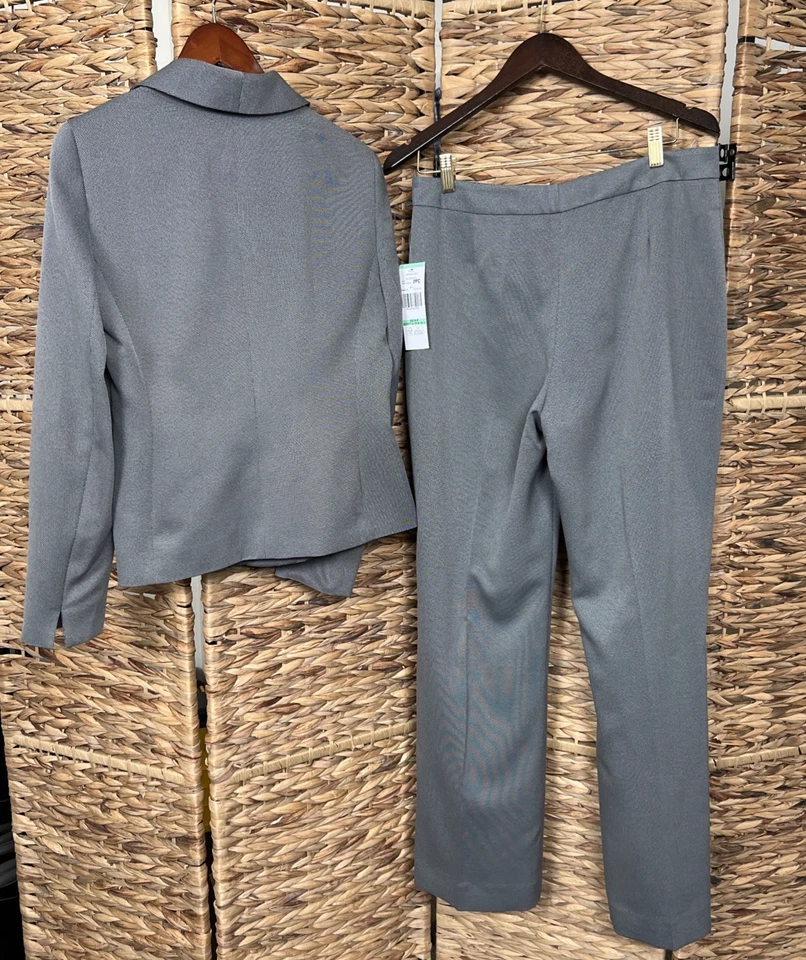 TRAJE PANTALÓN LESUIT//TALLA 8/ENTREPIERNA 31.5"/NUEVO CON ETIQUETA/AL POR MENOR $220/NEGRO/BLANCO Foto 2 de 4