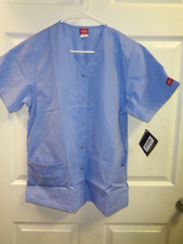 NEW Dickies Medical Uniform V Neck Scrub Top  10206 Blue Medium M Snaps