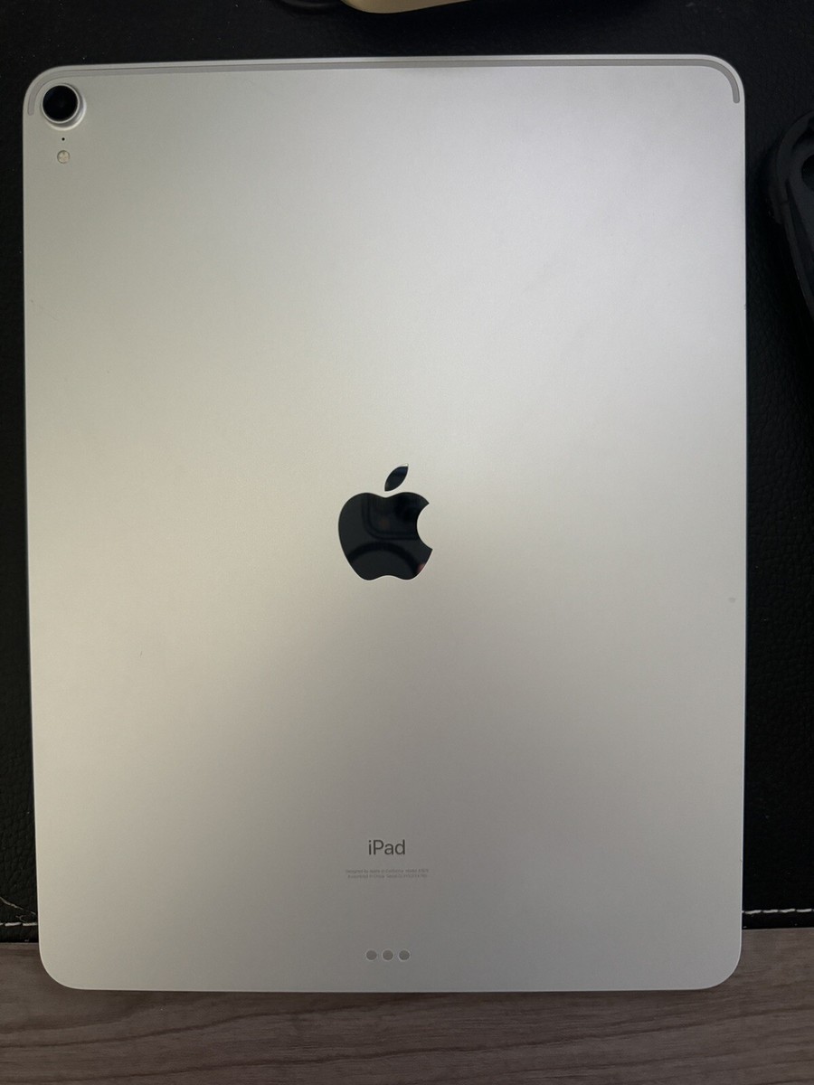 Apple iPad Pro 12.9-inch (3rd generation) A1876 256 GB, Wi-Fi