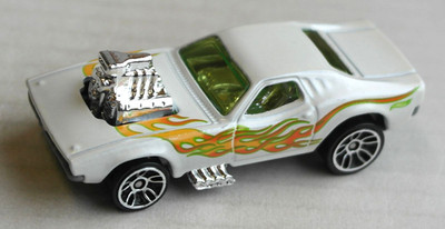 Hot Wheels Rodger Dodger weiß Flammen Flames HW Dodge Auto Car Mattel white