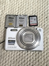 Excellent Nikon COOLPIX S7000 white 16.0MP 20x Compact Digital Camera English