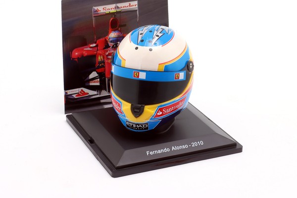 Fernando Alonso Scuderia Ferrari #8 Formel 1 2010 Helm 1:5 Spark Editions-image