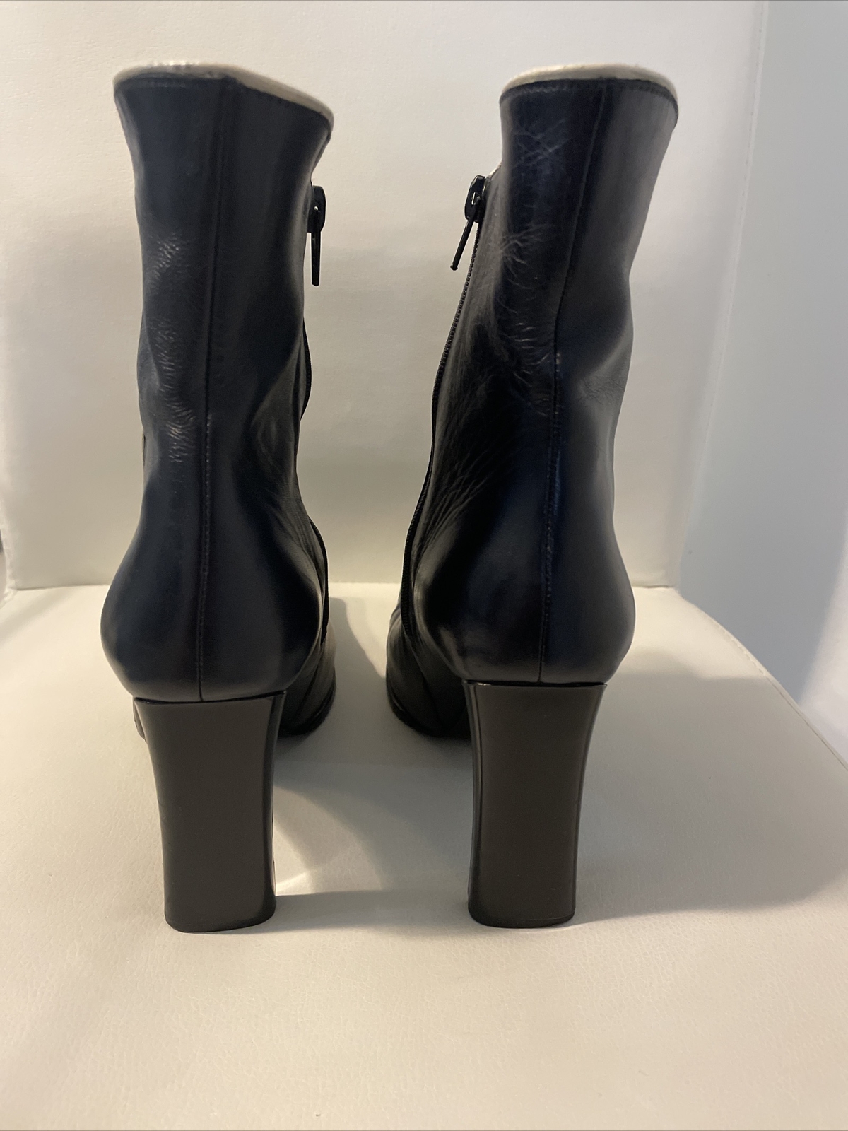 Toravy Shoes womens Italian Leather Ankle boots Size 7 eBay