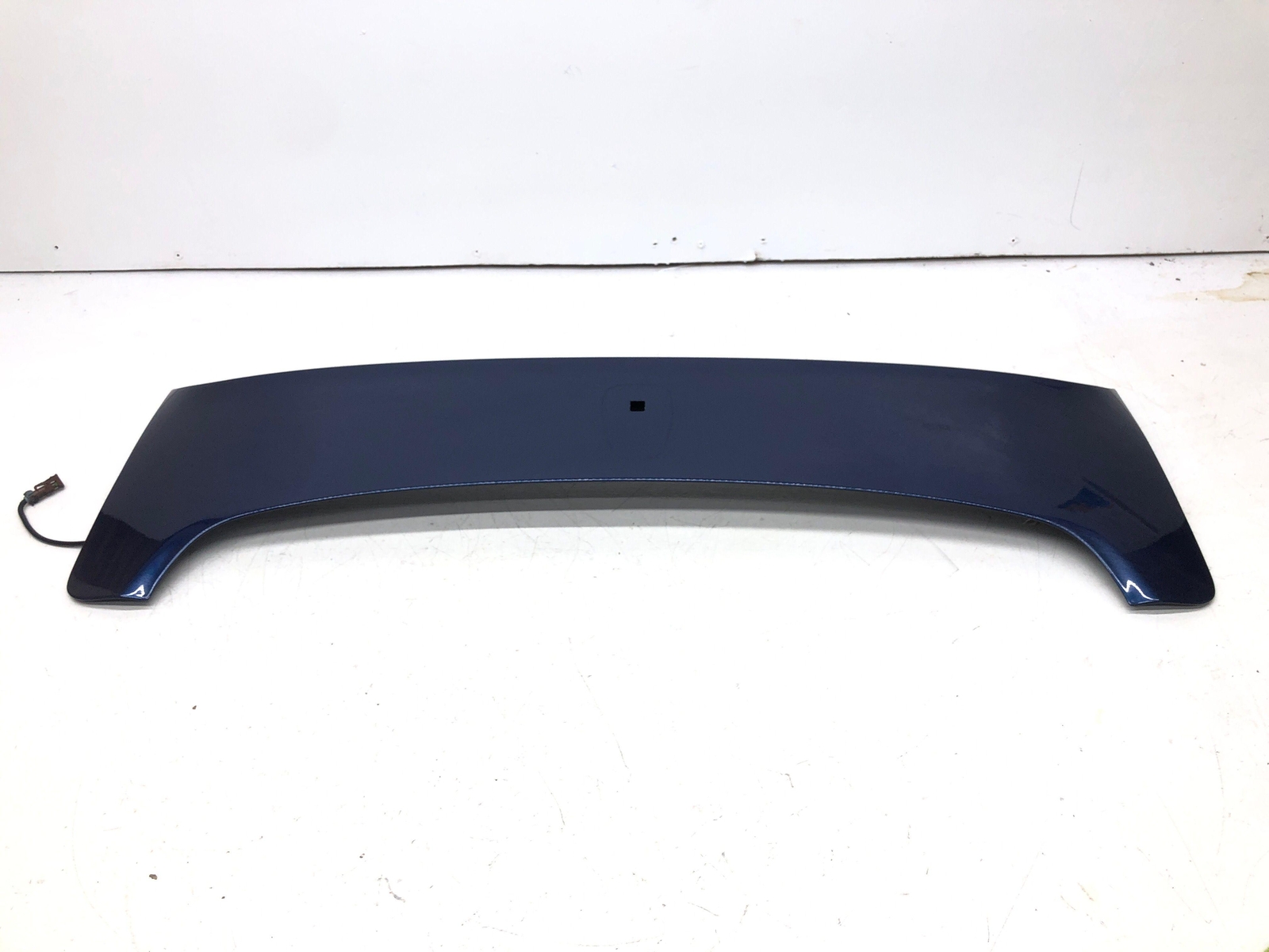 2017-2020 FERRARI GTC4LUSSO REAR TRUNKLID SPOILER BLU TOUR (522) 87986811 OEM
