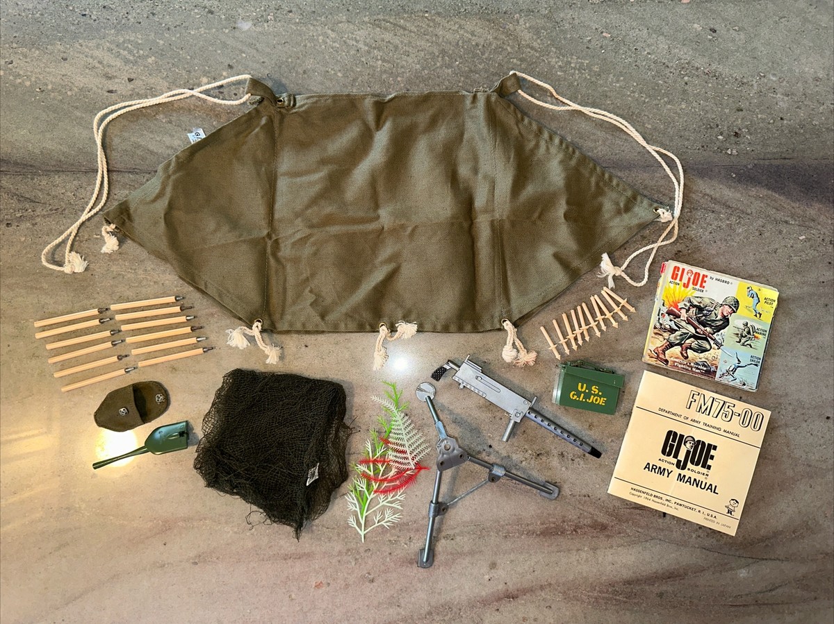VINTAGE GI Joe Action Soldier 1967 Bivouac Accessories set
