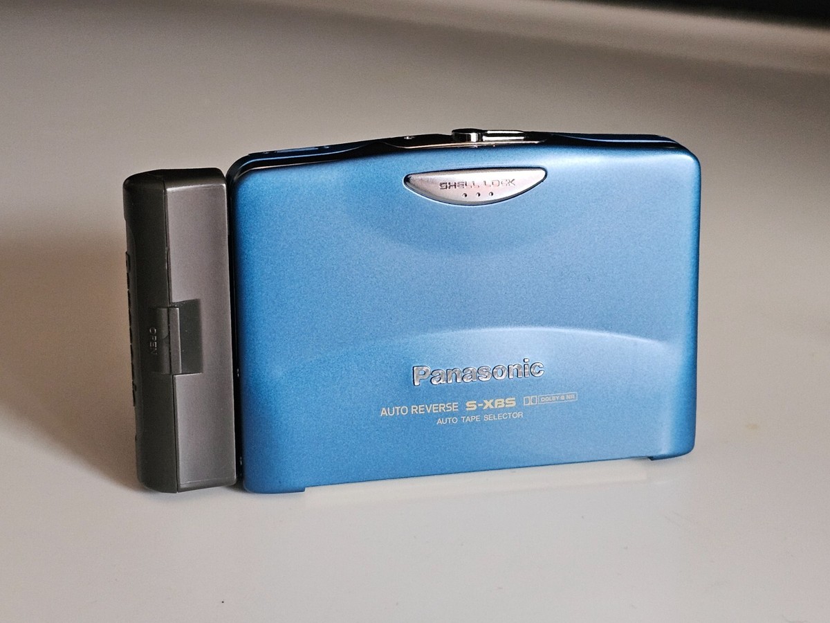 Super Rare Blue Slim Panasonic RQ-S25 Walkman Cassette Player