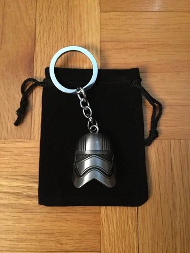 Star Wars The Force Awakens Captain Phasma Mask Keychain