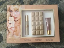 Caramel Dream by Sabrina Carpenter 1 fl oz + 0.3 Edp Perfume Lip Gloss Gift Set