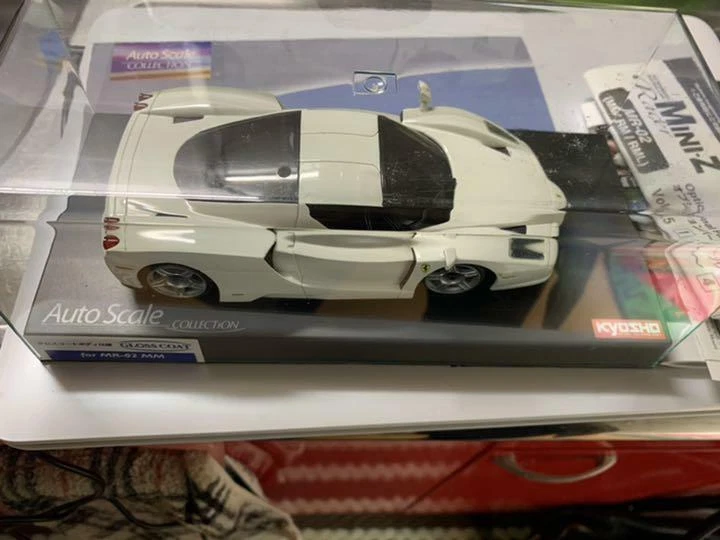 Kyosho Mini-Z Autoscale ENZO FERRARI Body White Rare ASC #12902