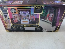 Rainbow High Rainbow Vision World Tour Bus & Stage