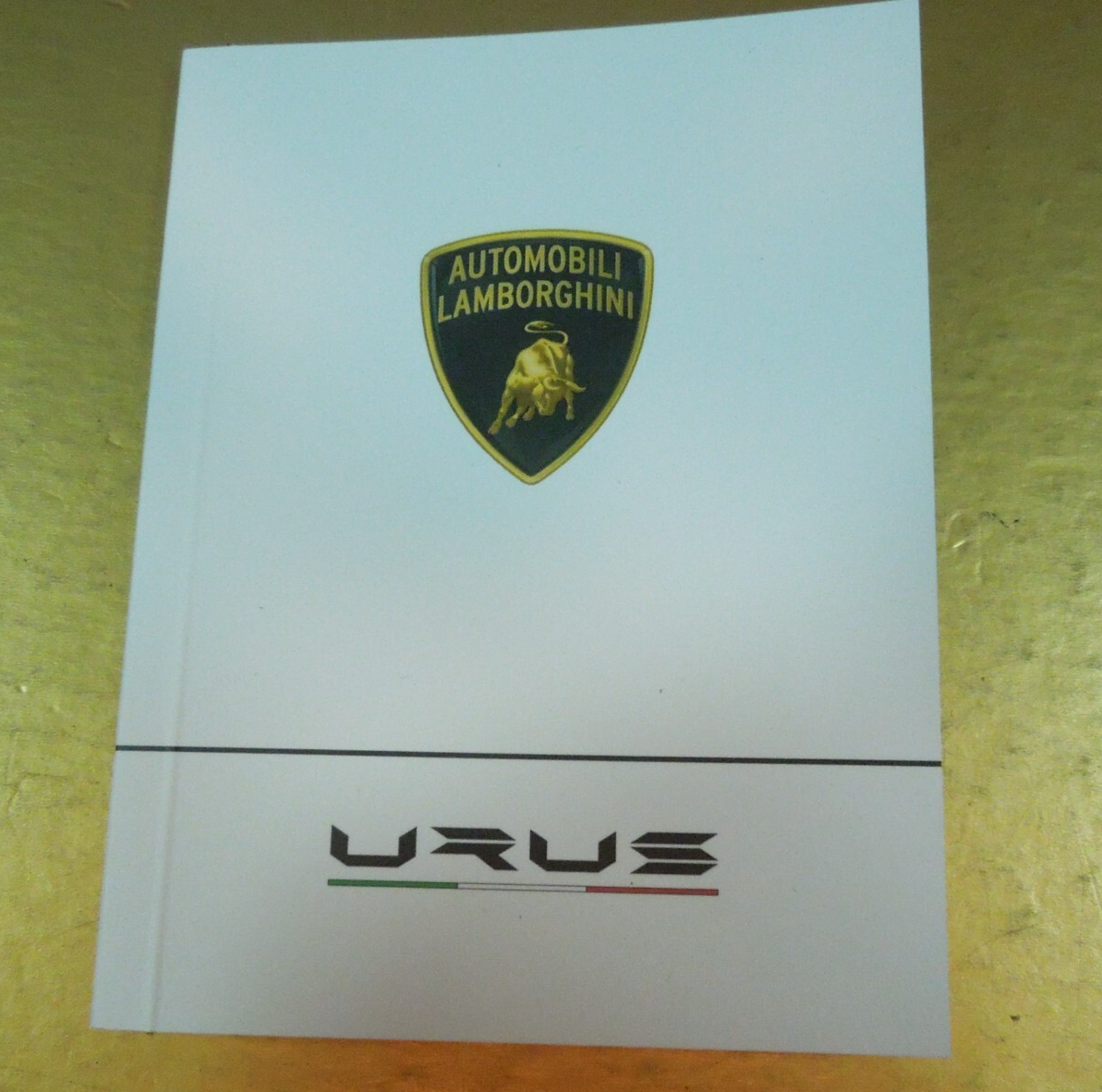 GENUINE LAMBORGHINI URUS WELCOME KIT,ADAPTER,DETAIL CLEANING