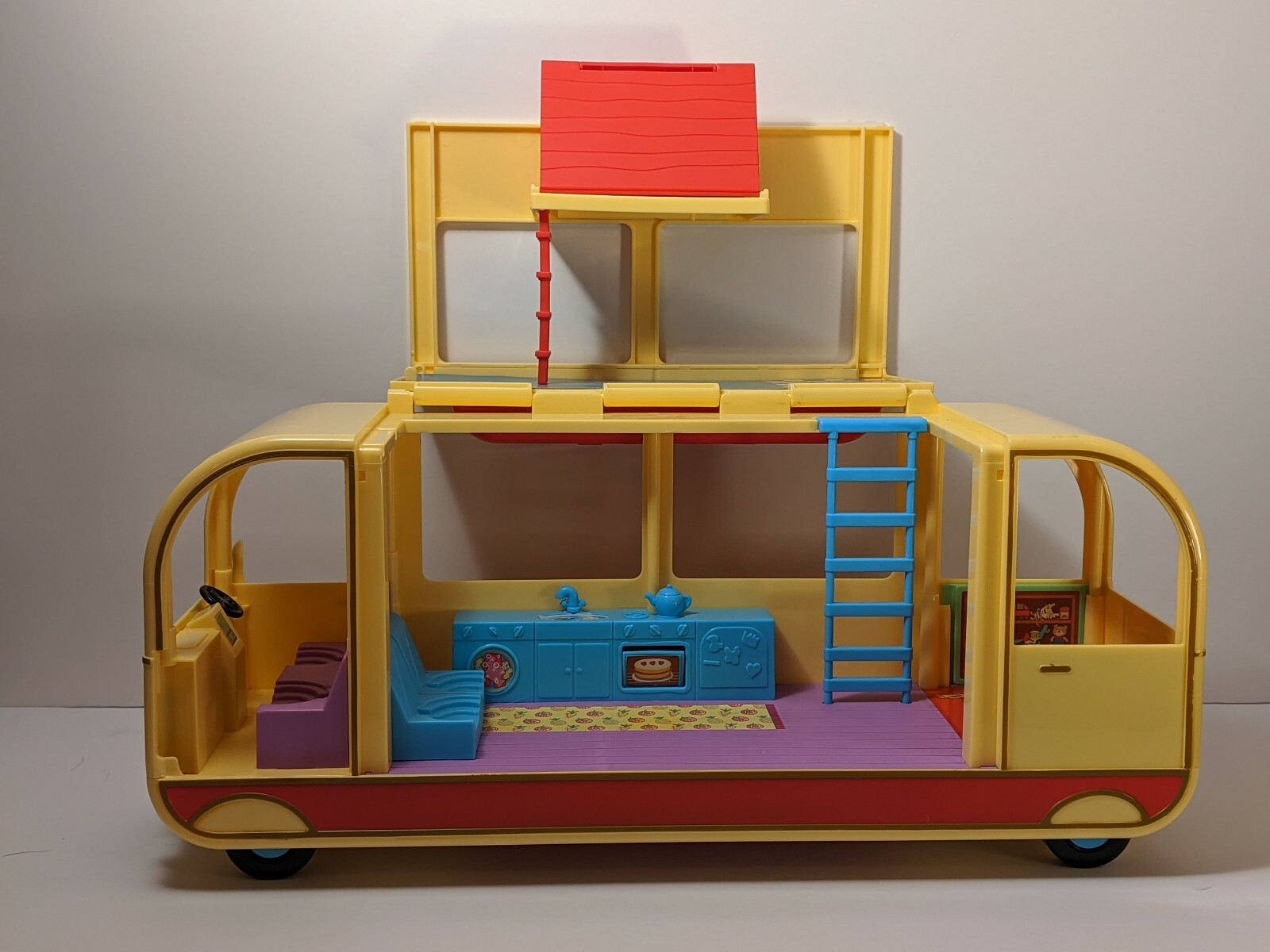 peppa pig transforming rv