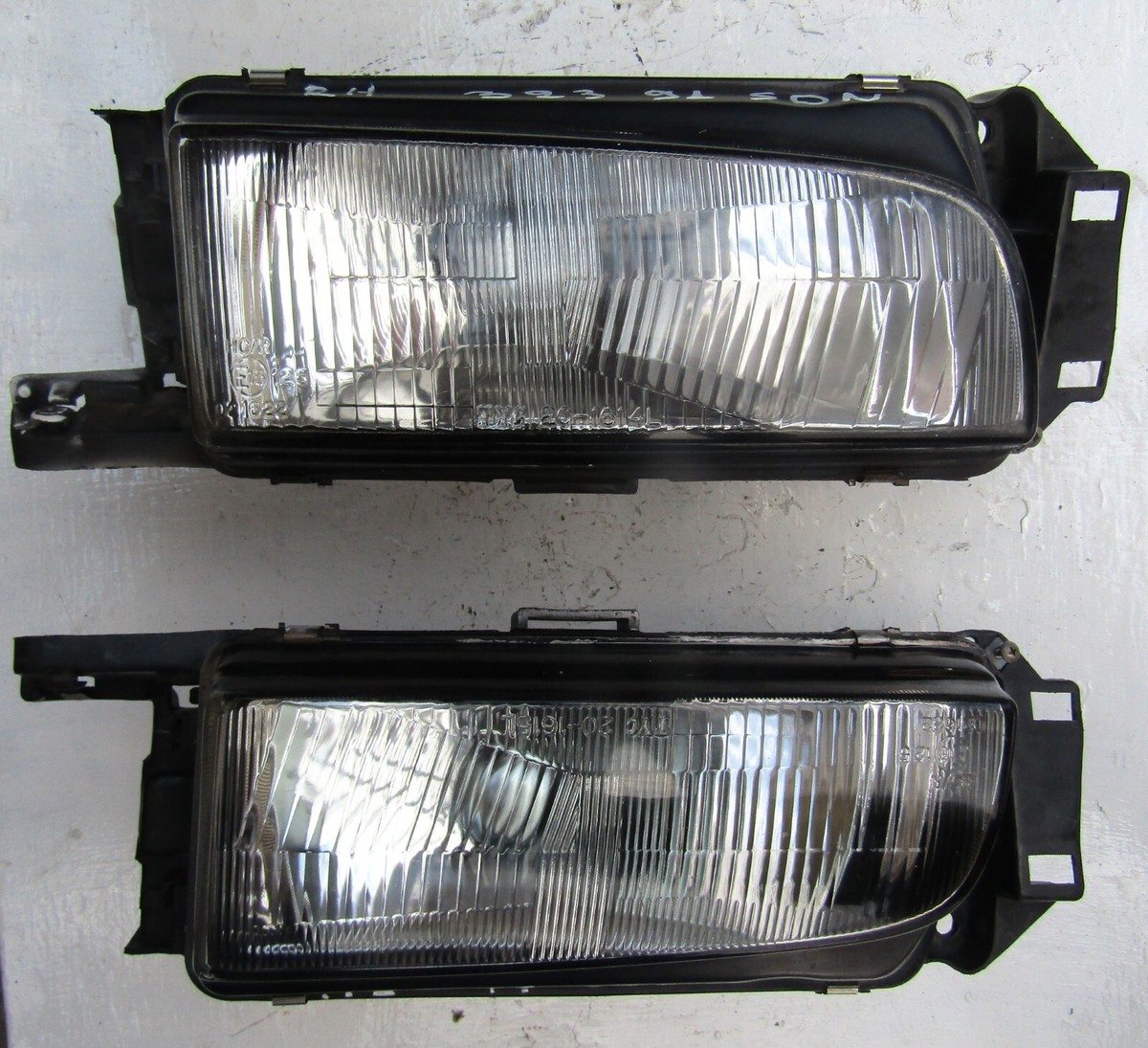 Mazda 323 BG Sedan Model 1990 92 SDN Headlights Pair Left side