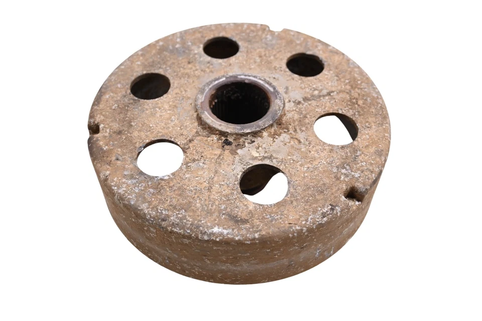 85 Suzuki Quadrunner 250 2x4 Rear Brake Drum Housing LT250E - Image 3 of 3