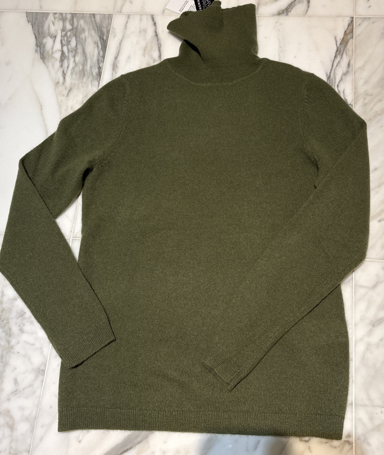 Morgan Taylor 100% cashmere Women Pullover Sweater Size M olive green Turtleneck