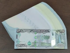 300,000 UNCIRCULATED Iraqi Dinar  ( 2023 IQD )  6 x 50000 in Iraq Currency