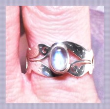 VTG 925 Sterling Silver Minimalist Moonstone Gemstone Ring Approximate Size 7  