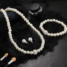 Elegant 3-Piece Imitation Pearl Jewelry Set   Necklace, Bracelet  Stud Earrings
