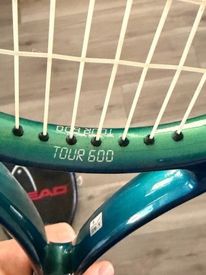 Head TOUR 600 Graphite Wide Body Tennis Racket Graphite 4 1/4 L2