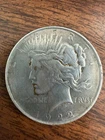1922 Peace Silver Dollar / Circulated