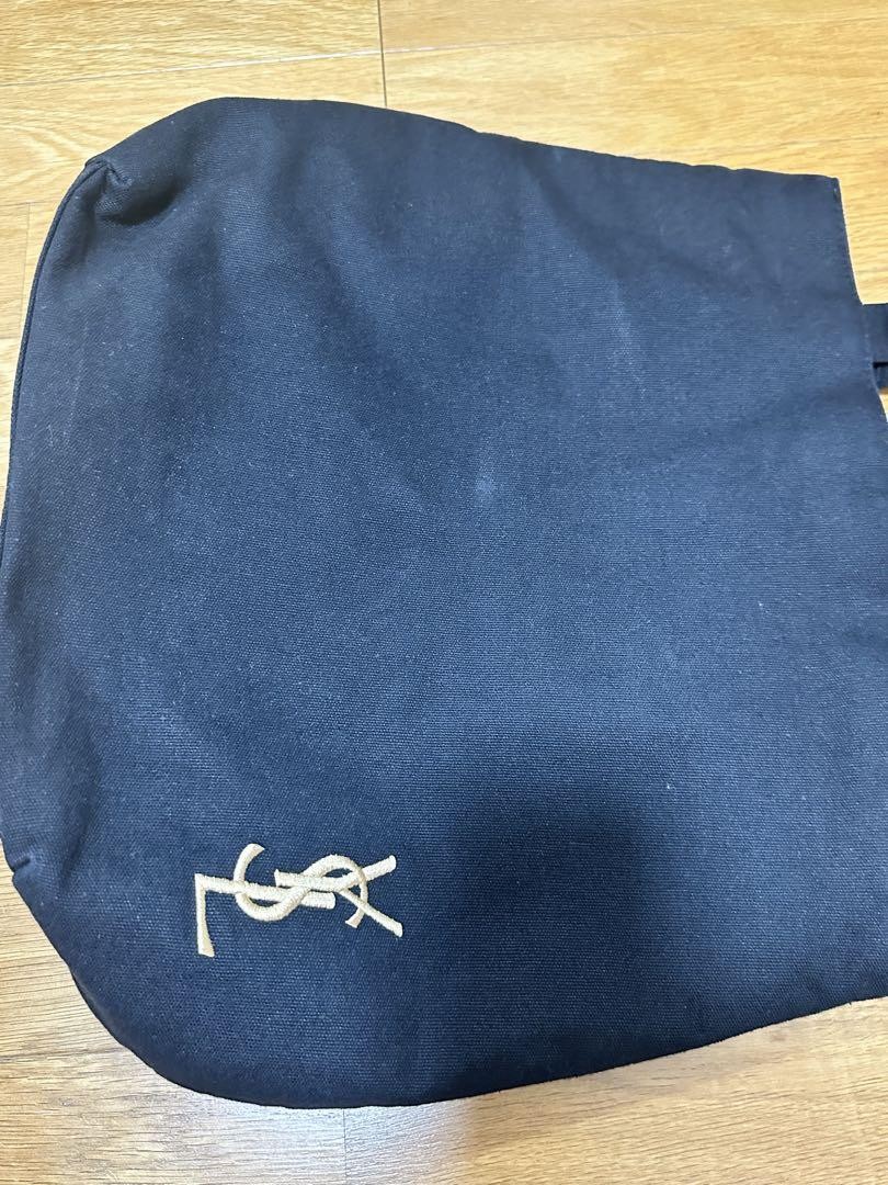 SAINT LAURENT YVESS AINT LAURENT profumi novità tote bag nero logo ricamo