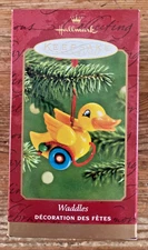 2001 Waddles Hallmark Keepsake Ornament Duck Pull Toy Christmas VTG NIB New NOS