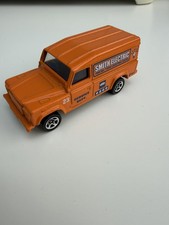 Hot Wheels Land Rover Defender 110 - Smith Electric - 1:64