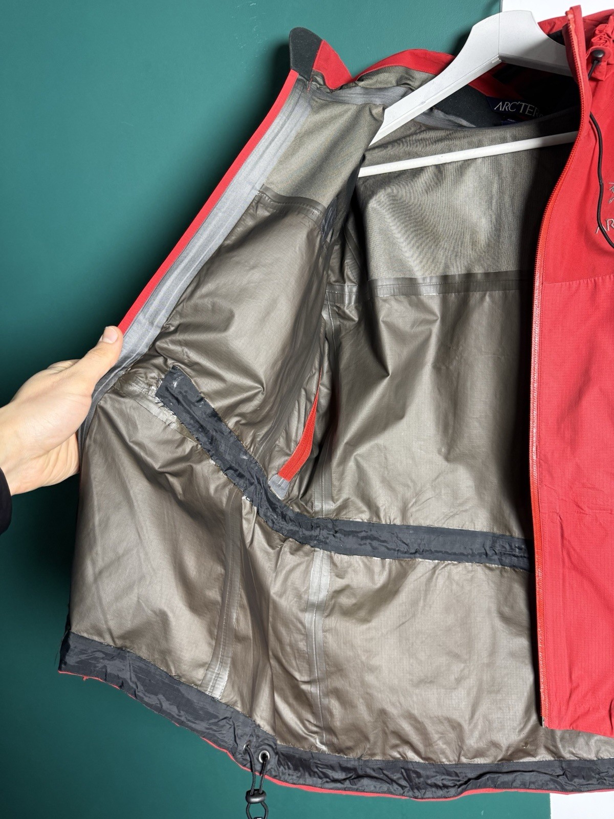 Arc'teryx Beta AR Gore-tex XCR shell women's size S Vintage 2000s thumbnail 14