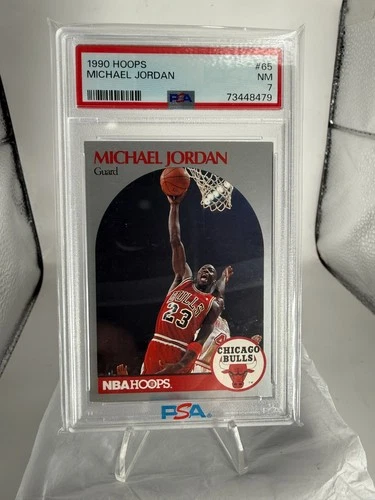 1990 Hoops Basketball Chicago Bulls Michael Jordan Card #65 PSA 7 NM