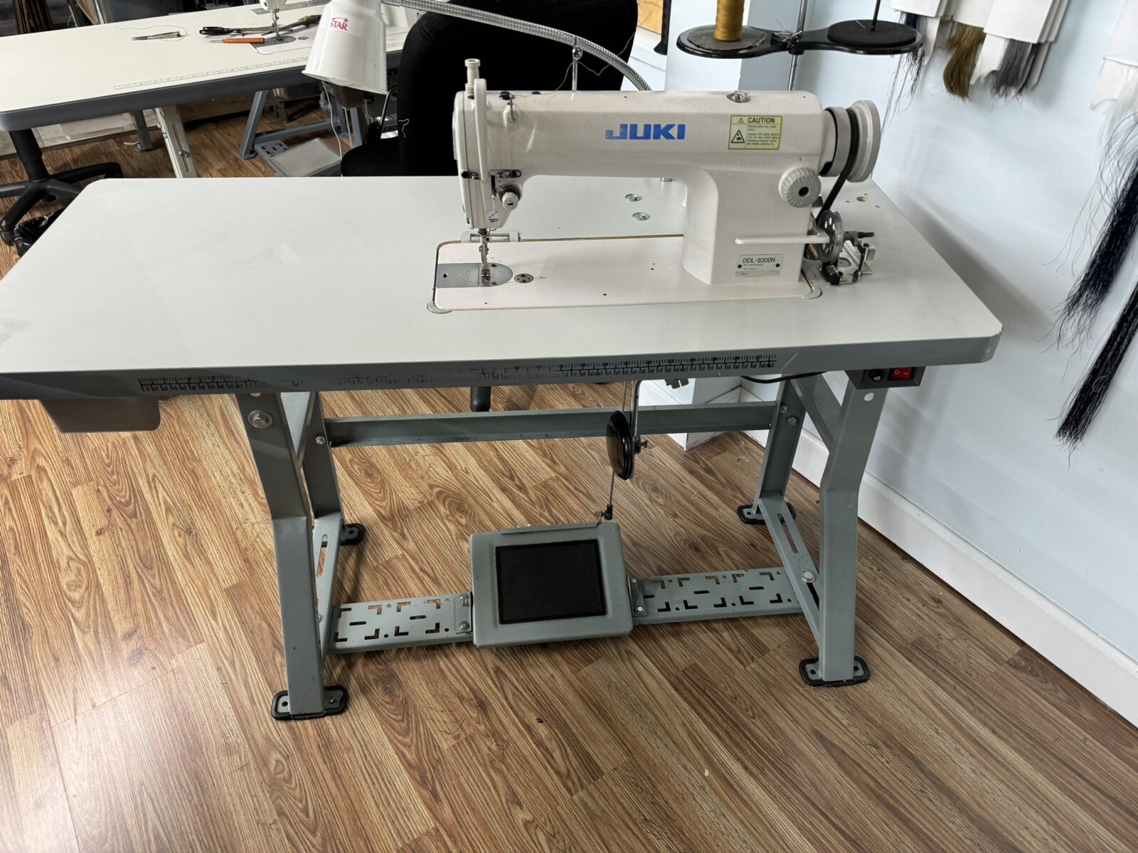 Juki DDL8300N industrial Sewing Machine with table and motor eBay