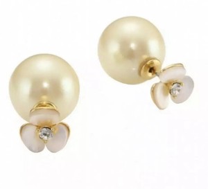 disco pansy studs