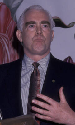 Alan Bain attends Trail Blazers Benefit Luncheon on May 18,  - 1989 Old Photo 1