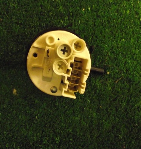 Washing Machine HOTPOINT WML540P UK  Pressure Switch