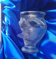LALIQUE ROSINE FRANKREICH VASE MIT FLIEGENDEN TAUBEN IM RELEF