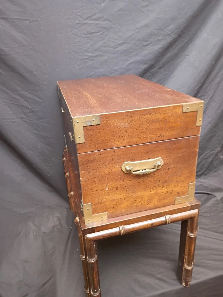 Antigo Baú de Campanha Caixa de Bambu Falso Suporte de Mogno Baú em Suporte Regency - Imagem 4 de 4