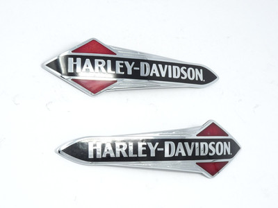 GENUINE HARLEY DAVIDSON M8 SOFTAIL SLIM CHROME RED GAS TANK EMBLEMS NICE!