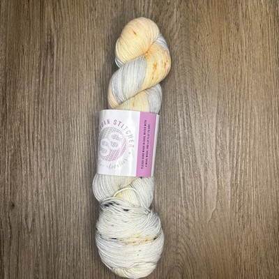 Suburban Stitcher Sock Yarn 75/25 SW Merino Nylon 460yds/100g Yarn Lang Syne