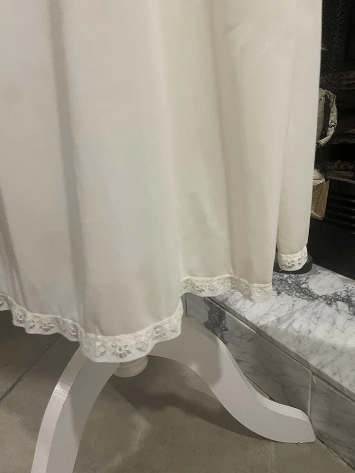 GOSSARD ARTEMIS MEDIANO NYLON SLIP ENCAJE RIBETE 10" ABERTURA TRASERA / MARFIL ELÁSTICO Foto 4 de 4