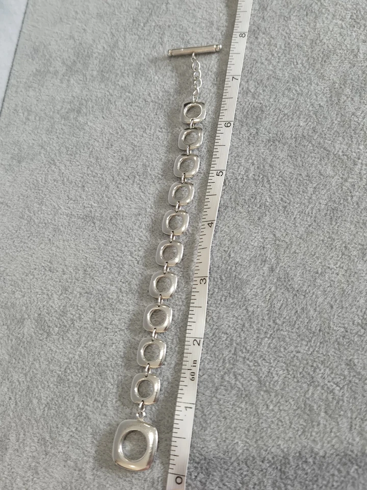Pulsera Tiffany and Co genuina de eslabones cuadrados de plata de ley de 7,5" Foto 3 de 3