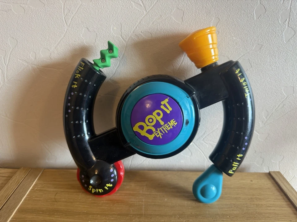 Bop It Extreme Game Original Vintage Version 1998 - Hasbro - Temperamental (F3) - Image 1 of 4